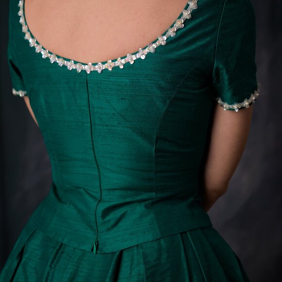 Vintage Emerald Green Raw Silk 2PC Skirt and top - Picture 7 of 10